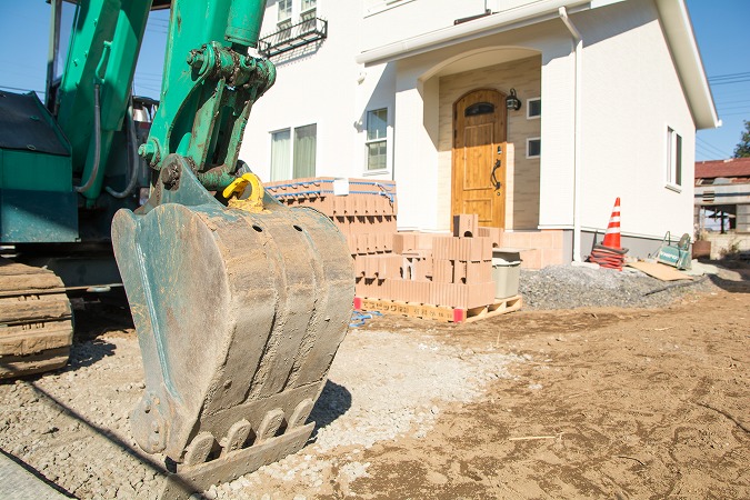 一般住宅の庭工事における舗装工の役割